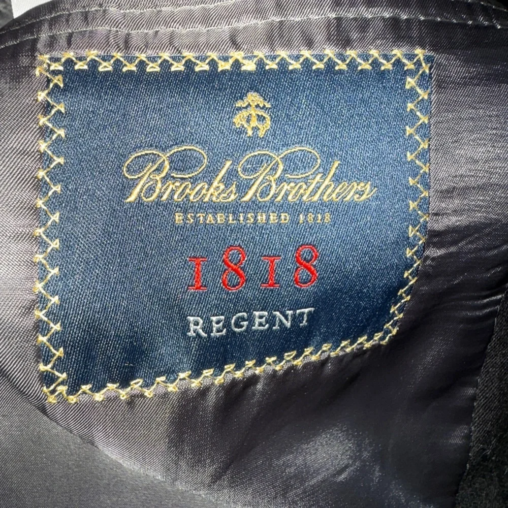 Brooks Brothers 1818 Regent Blazer 38R Charcoal Gray Wool Two-Button Jacket